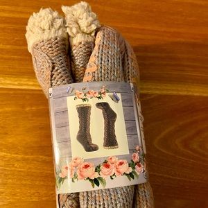 ⚡️SALE⚡️Aromasoles Rose Infused Moisturizing No Slip Slipper Socks w Shea Butter